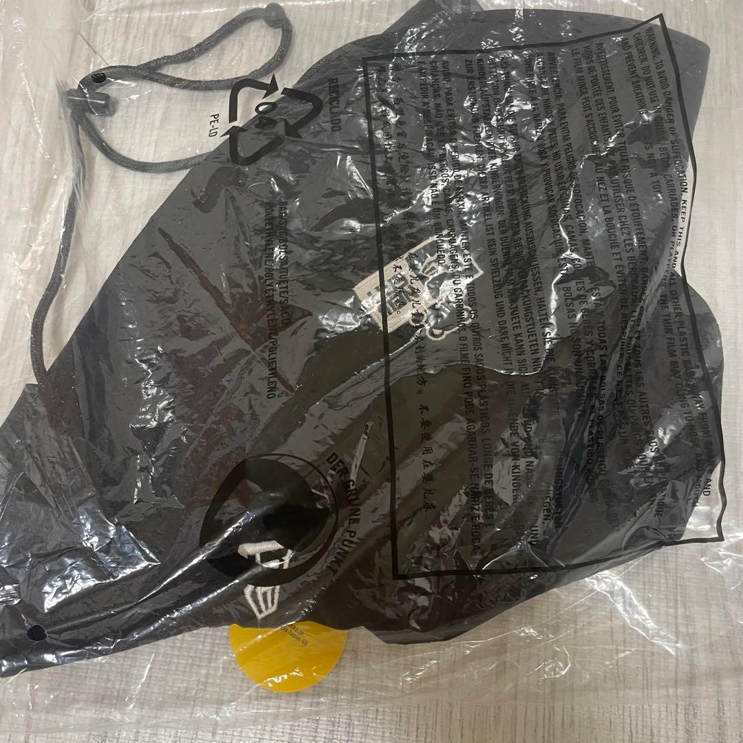 a*e様 最終値下げ‼️新品　帽子（KIDS）〈NEW ERA × famili