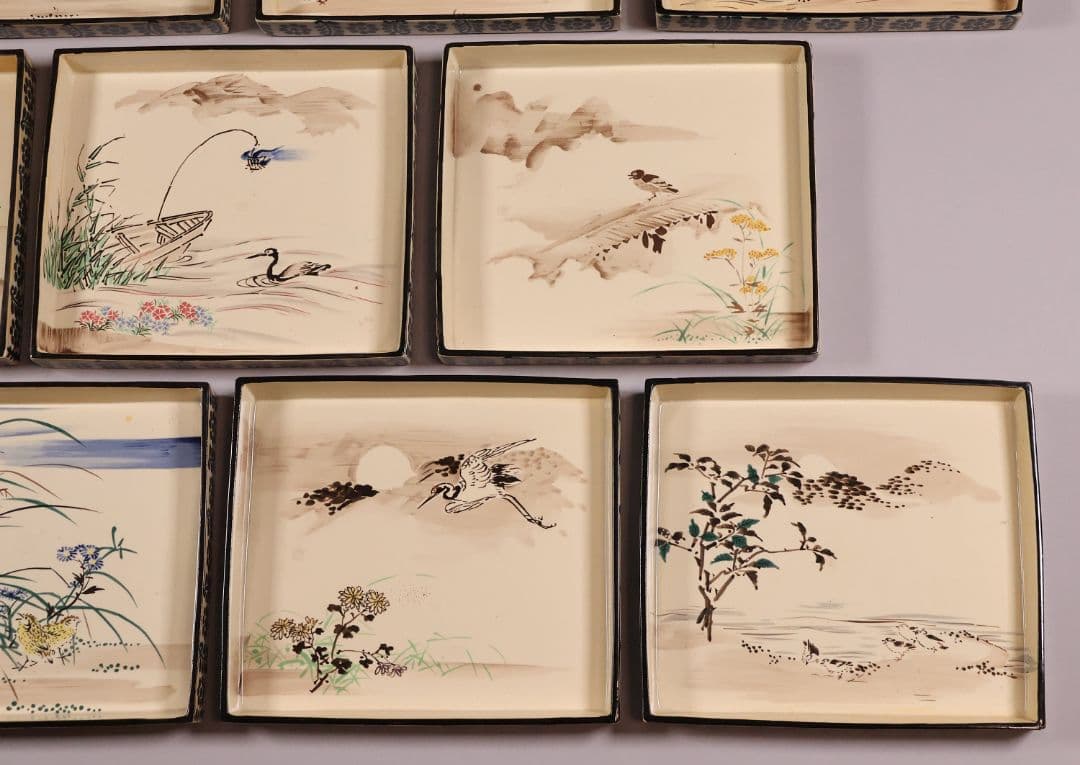 尾形乾山写 定家十二カ月花鳥和歌色絵皿 十一枚 共箱 解説書 角皿【MA498】