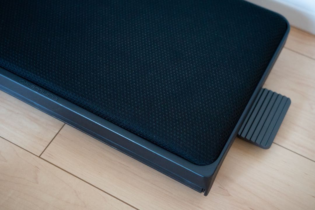 オカムラ ピエルポ フットレスト ブラック / Okamura Pierpo