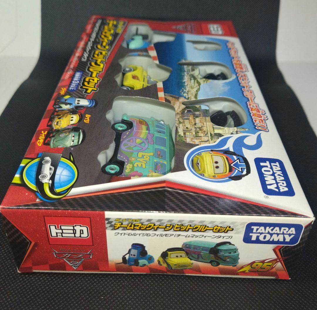 【24】トミカ　カーズ　チーム　マックィーン　ピットクルー　セット