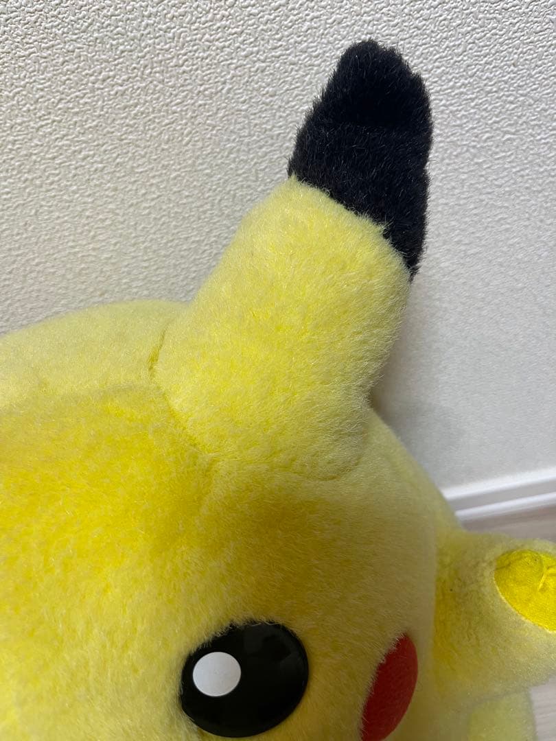 ピカチュウ　レトロ　ぬいぐるみ