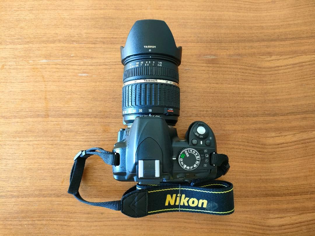 Nikon D3100 デジタル一眼レフカメラ レンズ付き