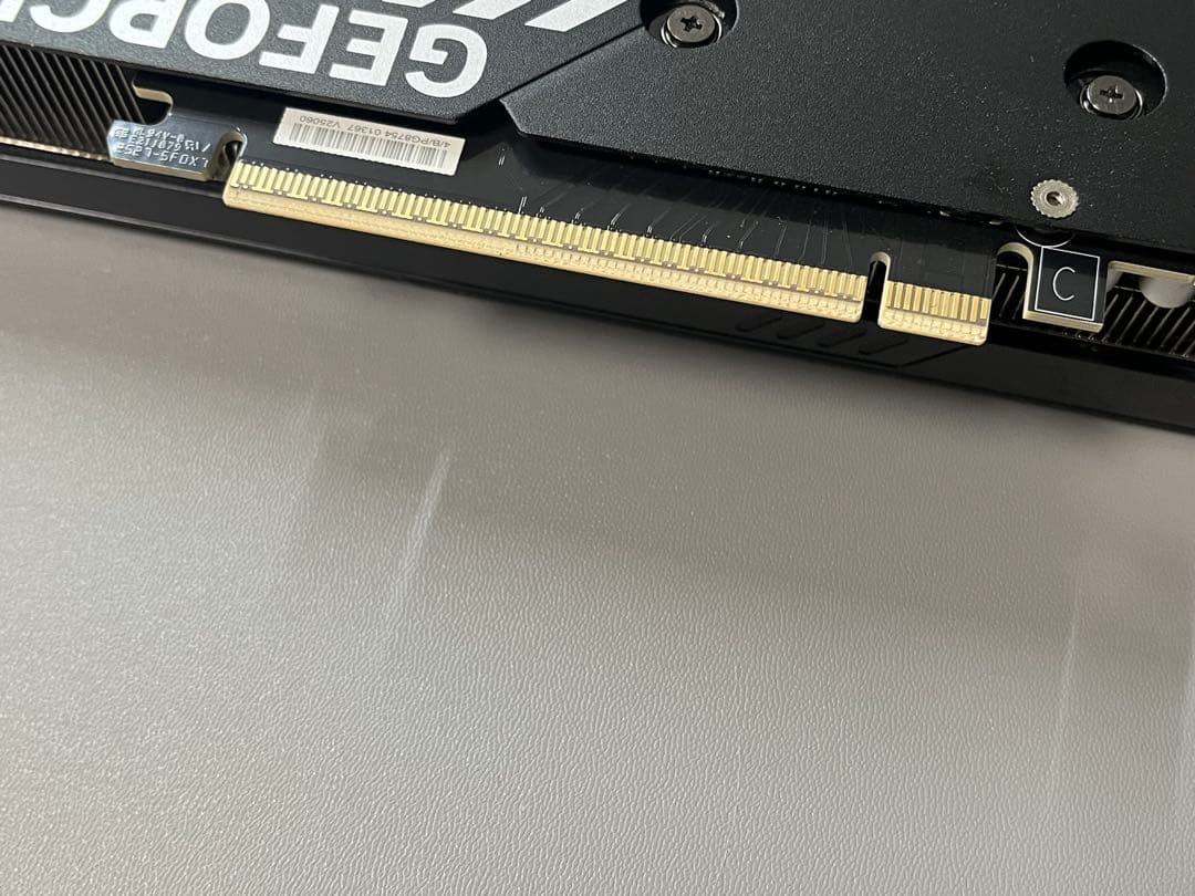 グラフィックボード・グラボ・ビデオカード GIGABYTE GeForce RTX5060Ti 16GB