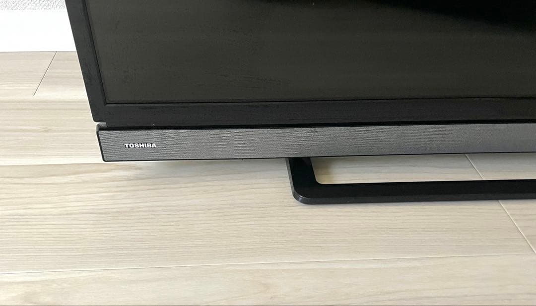 【送料込み】TOSHIBA REGZA 32V30液晶カラーテレビ