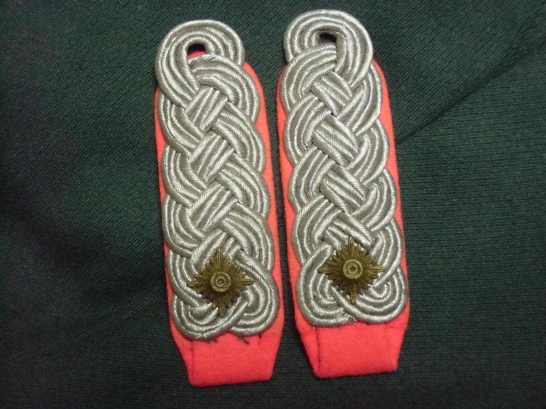 ⊞ドイツ軍＊陸軍＊機甲科/パンツァー/Ｐａｎｚｅｒ＊中佐肩章（実物）