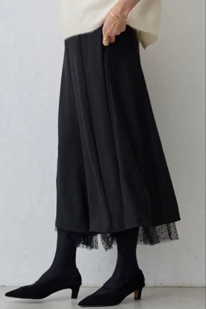 [専用です] ビアズリー　レース裾付きチュールレイヤーパンツ