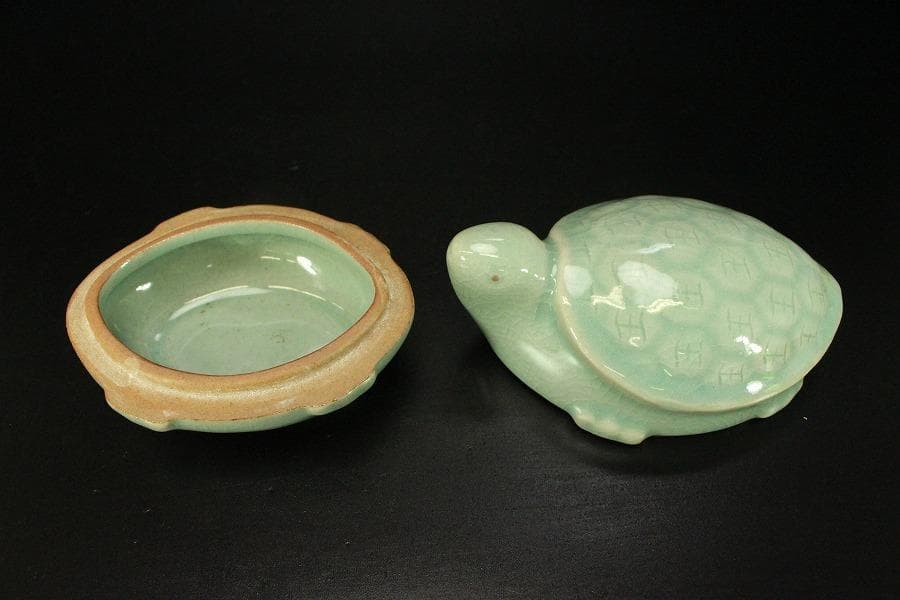 茶道具 香具 高麗 青磁 大亀香合 共箱(RC936)
