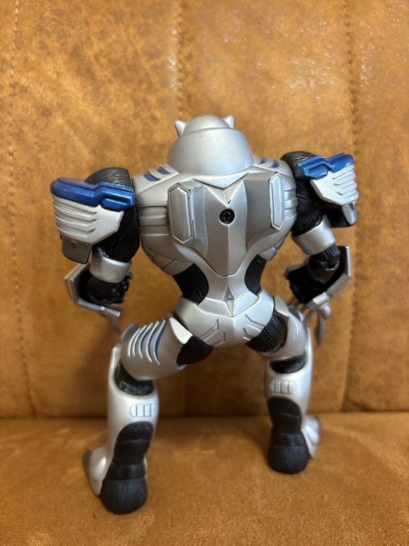 仮面ライダー龍騎　ミラーモンスター　フィギュア