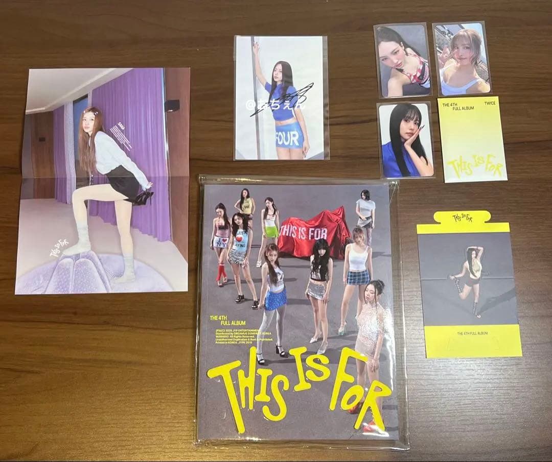 TWICE ツウィ 直筆サイン入りポストカード&THIS IS FORアルバム
