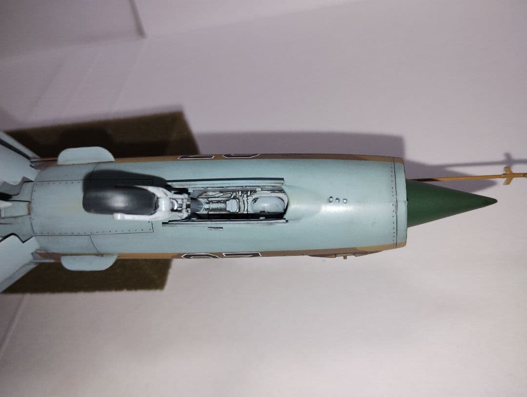 プラモデル完成機　1/48　MIG-21MF フィッシュベット