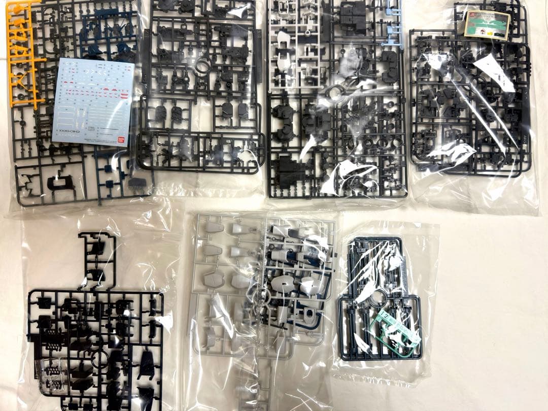 【プレバン限定】MG1/100 ガンダムヘビーアームズ改 EW版 未組立