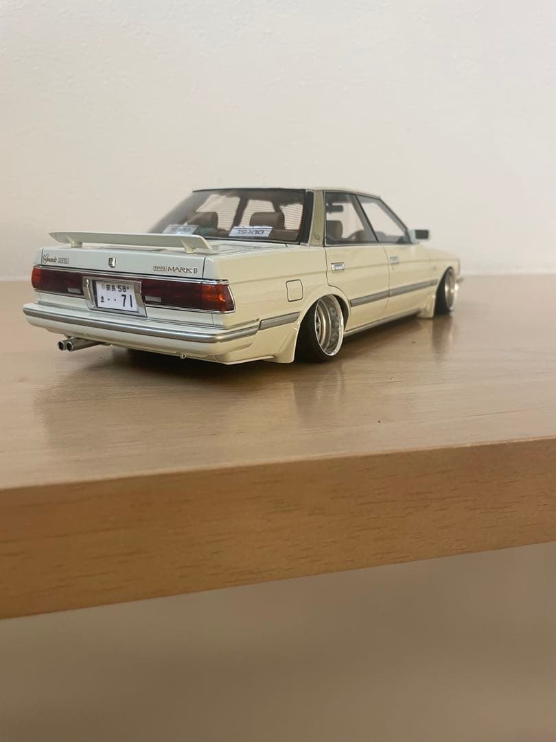 ローダウン マークII ホワイト