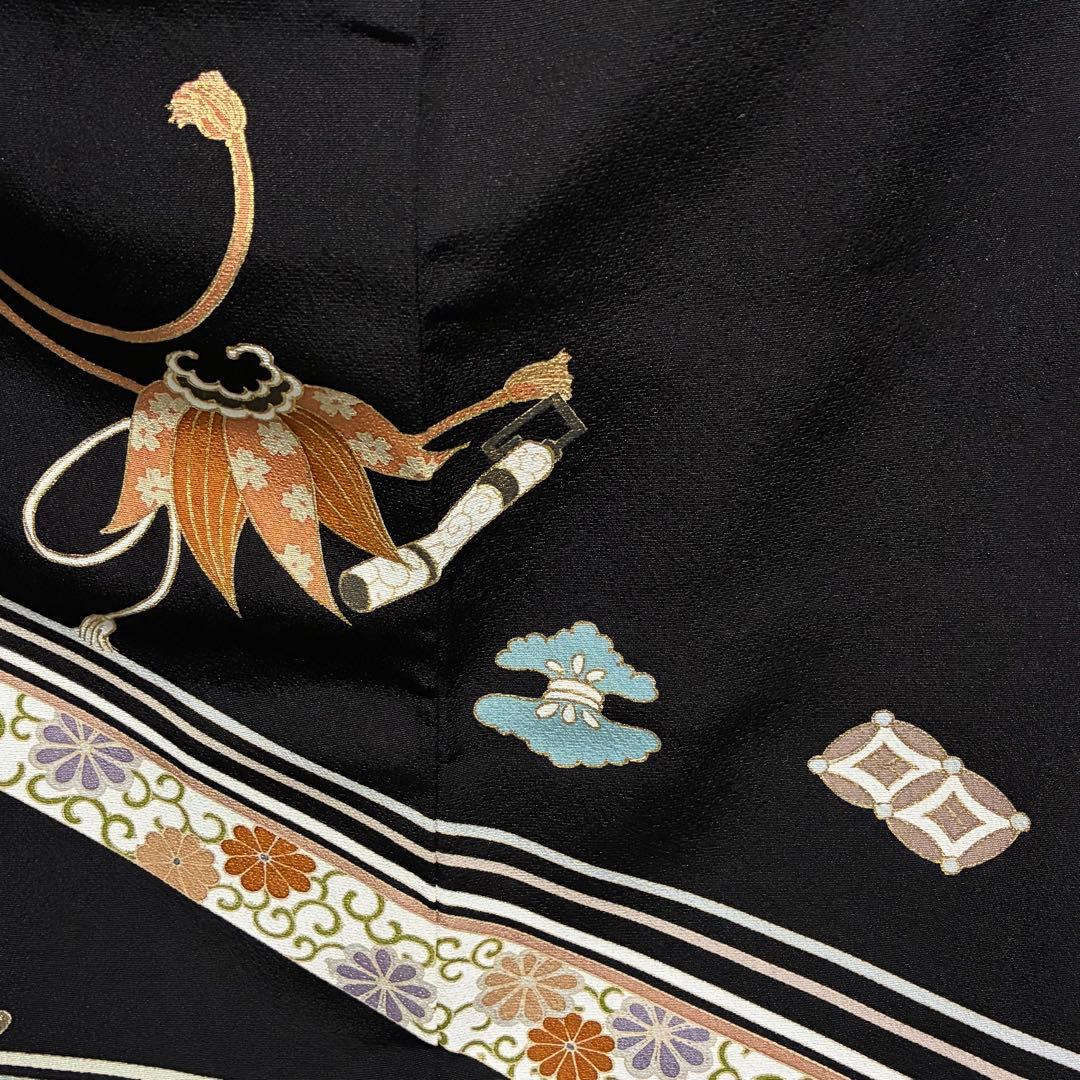 D70黒留袖 宝尽くし 金駒刺繍 菊唐花 正絹着物 袷 しつけ糸付き未使用極美品