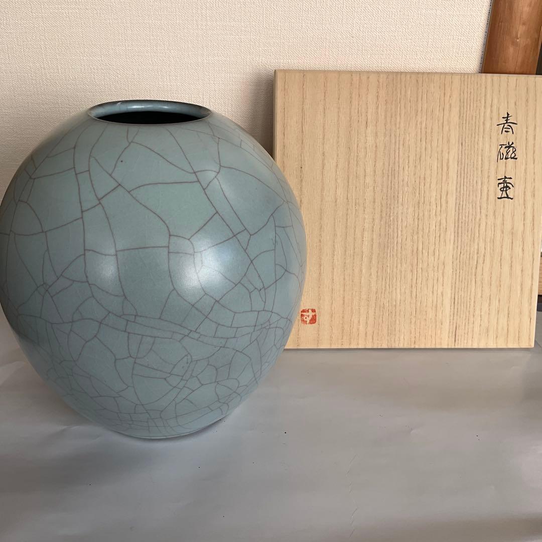 日本工芸会正会員　高井進作　青磁壺