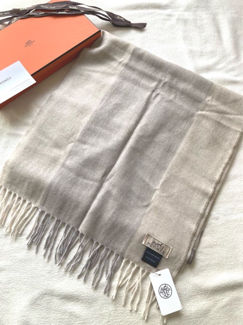 未使用タグ付　エルメス　切替　カシミヤ100 マフラー　グレージュ　箱・カード付