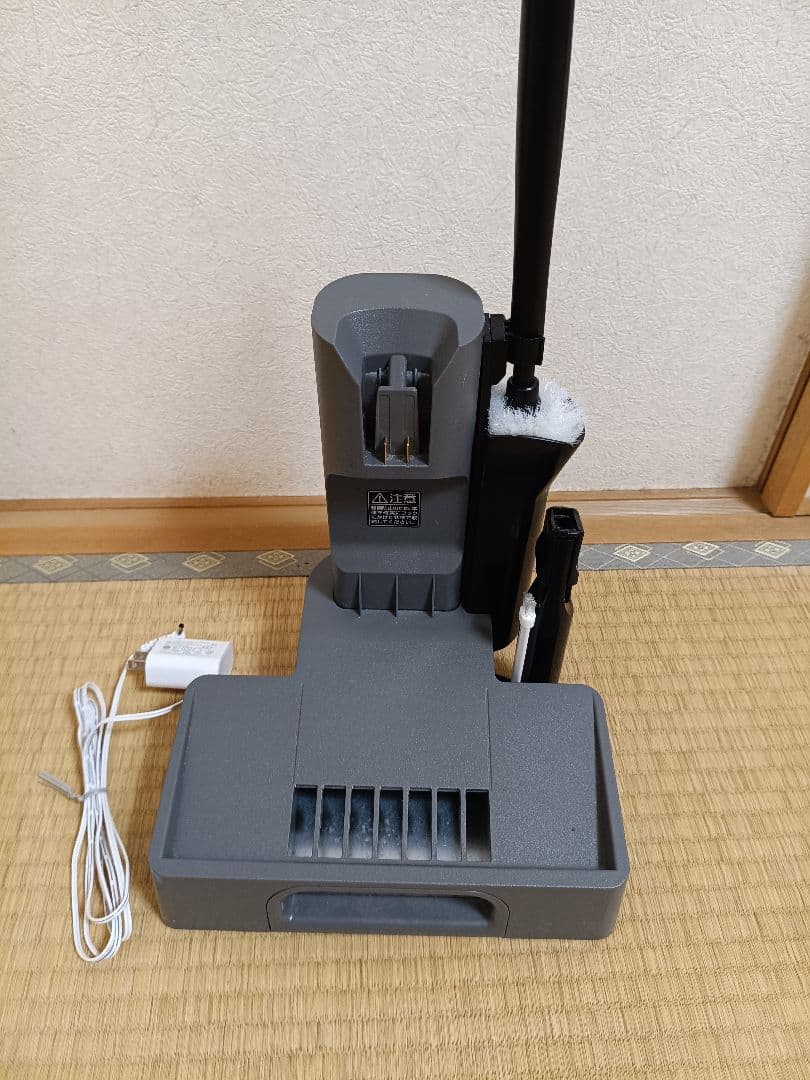 アイリスオーヤマ 充電式サイクロンスティッククリーナー SCD-210P-H