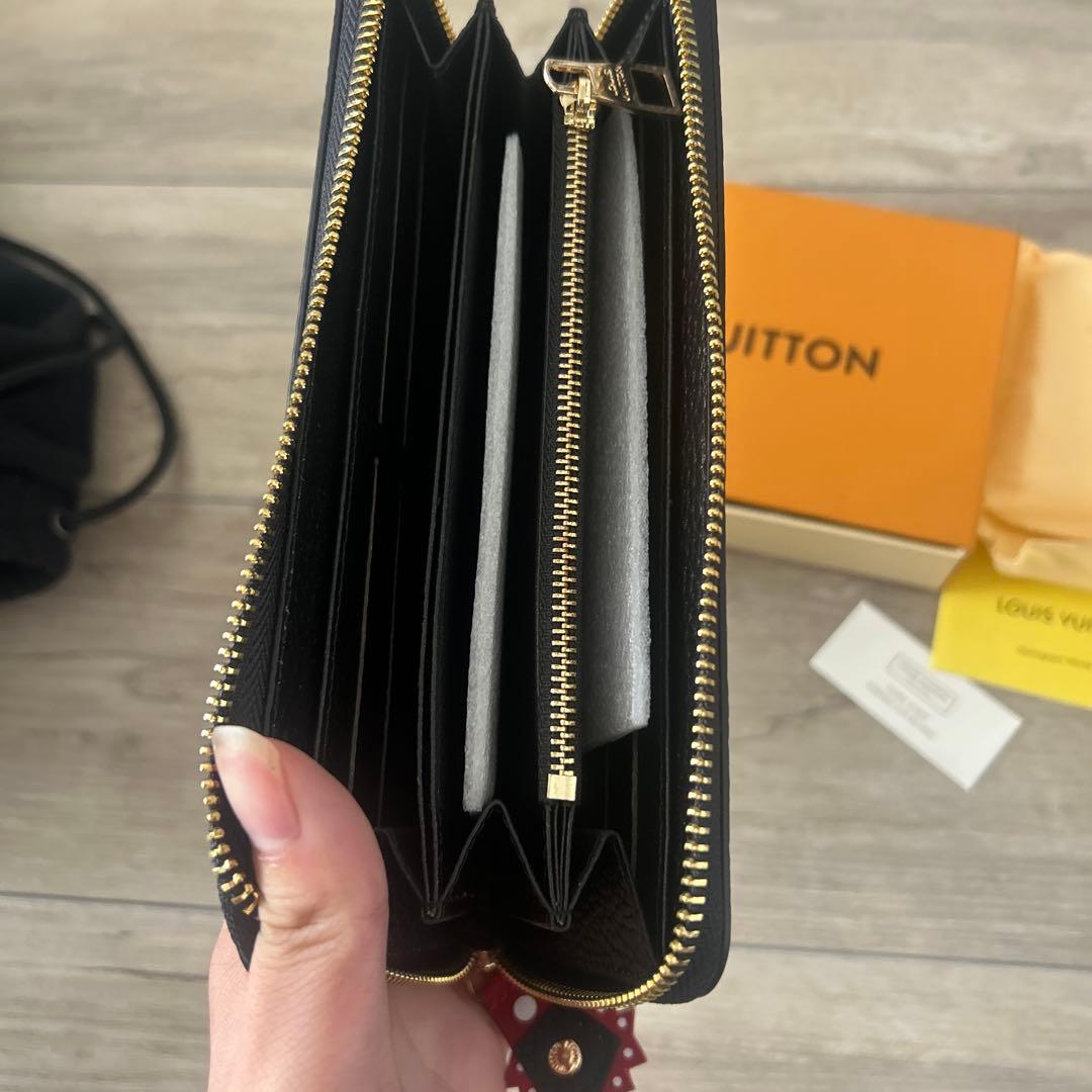 む*し様 Louis Vuitton モノグラム 長財布