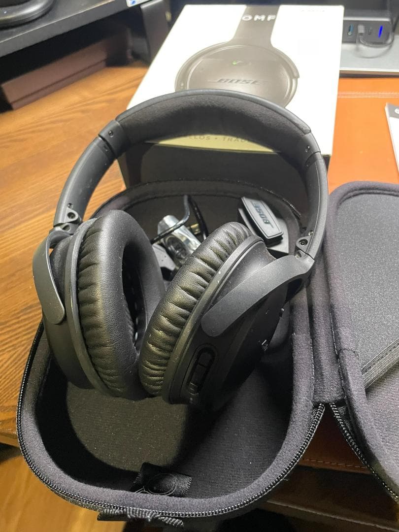 BOSE「ヘッドフォン：QC35」綺麗です