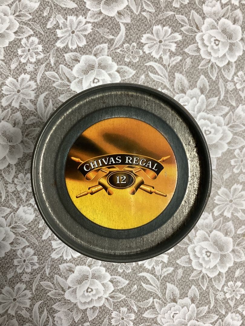 CHIVAS REGAL 12年 スコッチウイスキー 限定版缶