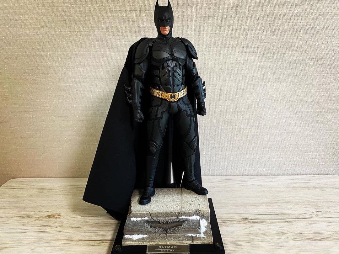 ホットトイズムービーマスターピースDX バットマン1/6スケールフィギュア 中古
