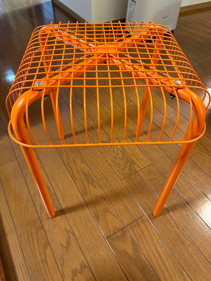 【新品未開封】VÄSTERÖN オレンジ スツール