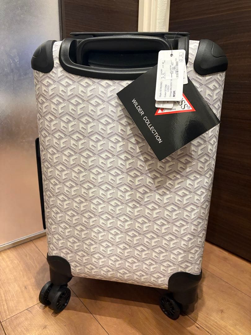 GUESS WILDER COLLECTION キャリーケース