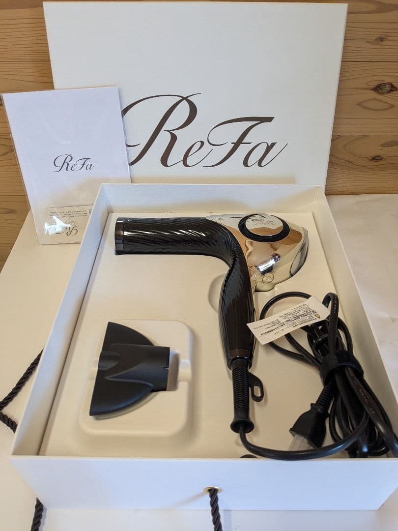 【美品】MTG Refa リファ ビューテック ドライヤーRE-AB03A