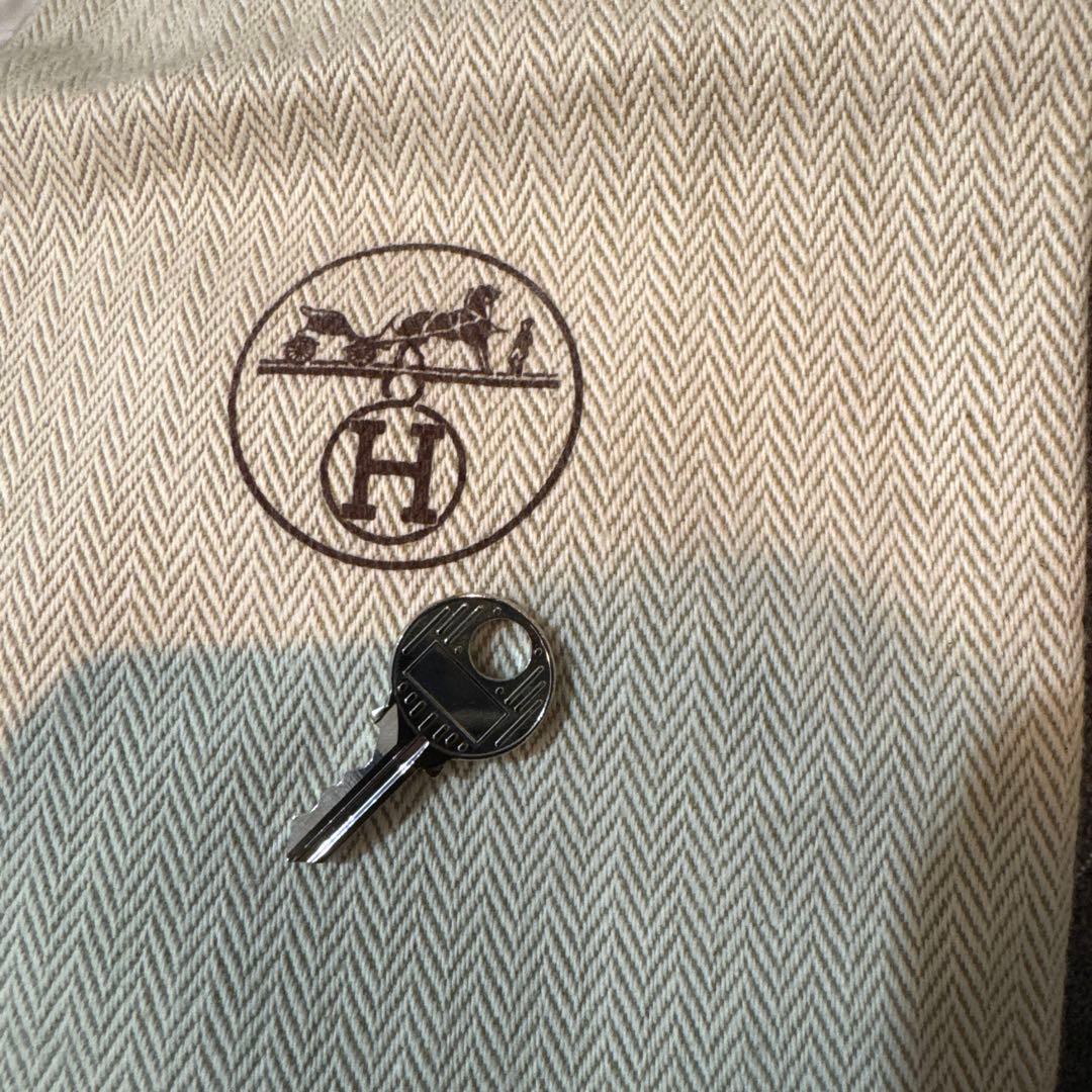 エルメス　南京錠　鍵のみ　【183】