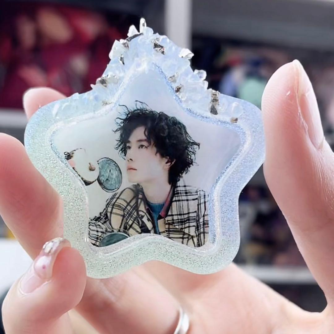 王一博 ゴージャスなキラキラ 星&ハート　レジンキーホルダー14点セット❣️確認用