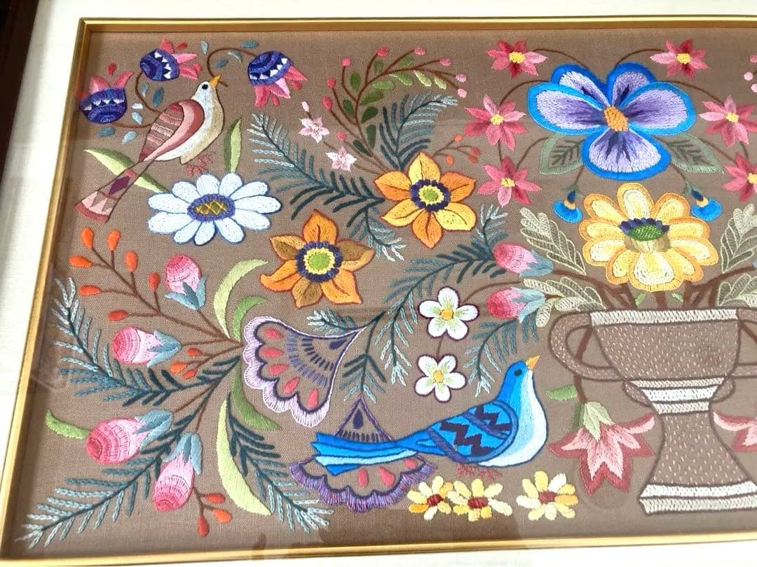 美品　戸塚刺繍　戸塚きく　初代作品　額　花　鳥　モダン