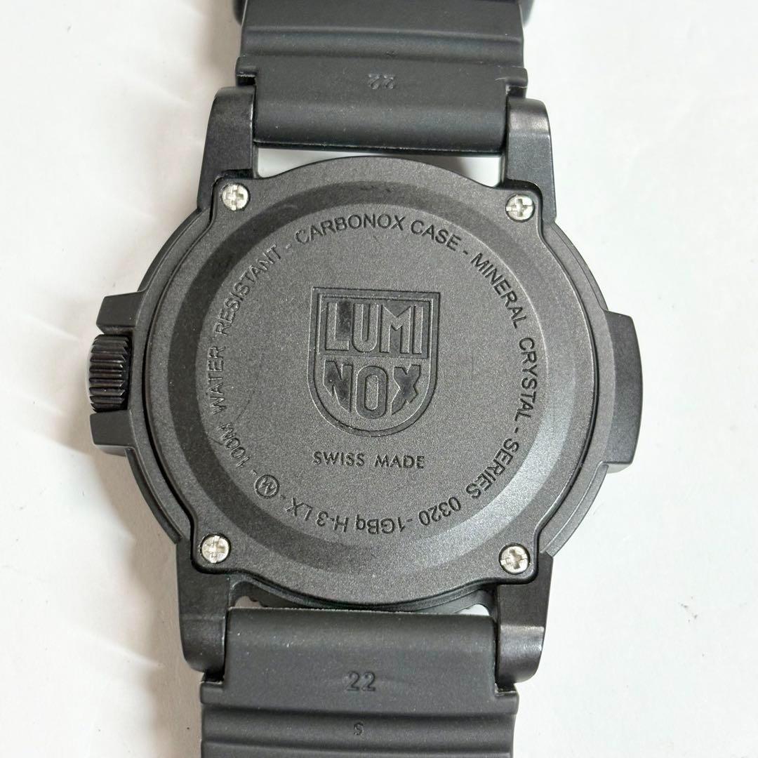 LUMINOX ルミノックス 0320-1GBq シータートルジャイアント 黒