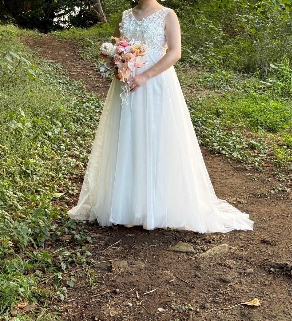 ホワイトウェディングドレス Grace Planning