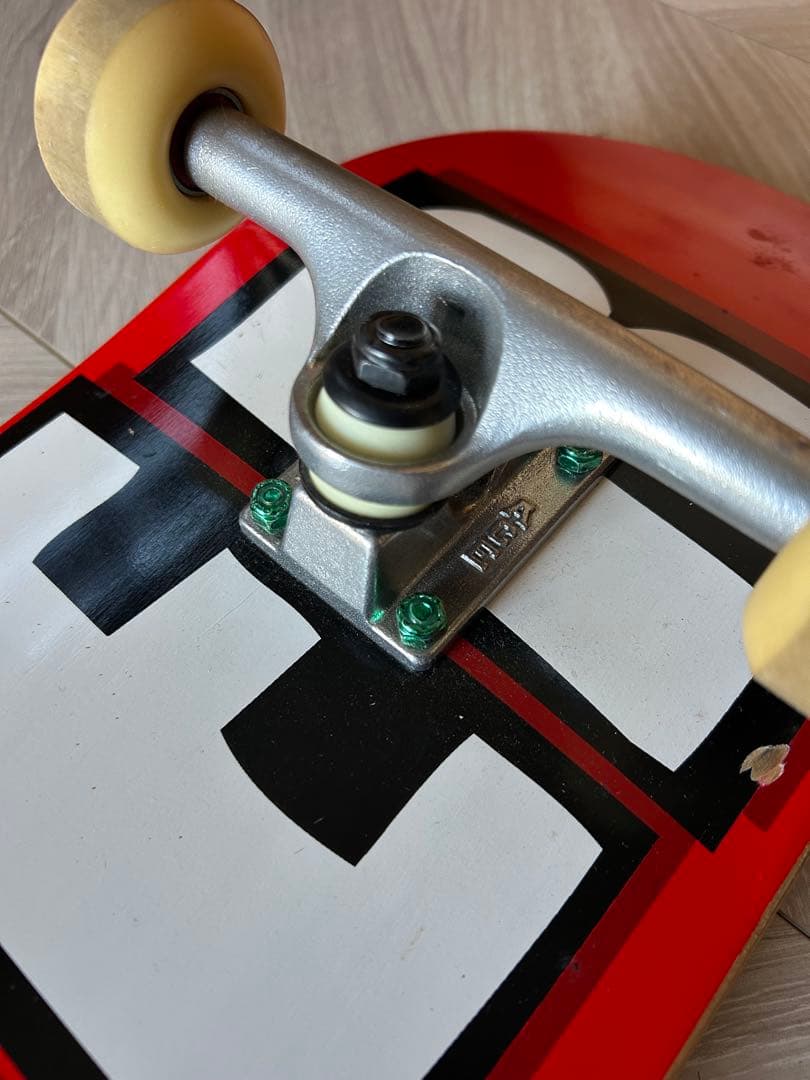 BAKER スケートボード 8.0