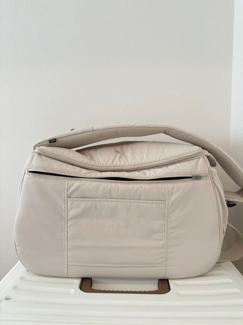 SSOOOK SLINGBAG(V.スマート、バッグ右） サイズL