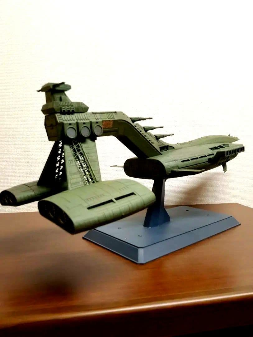 機動戦士ガンダム　メカコレ　1／400ジオン公国軍軽巡洋艦 量産型ムサイ　完成品