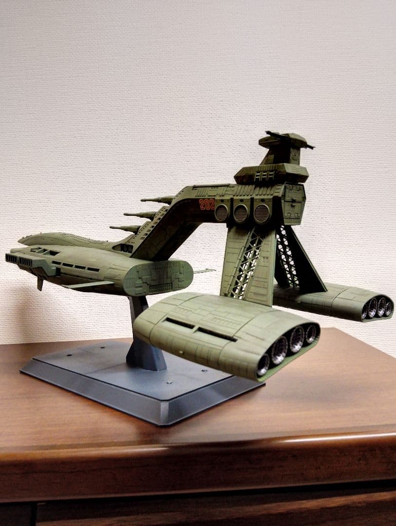 機動戦士ガンダム　メカコレ　1／400ジオン公国軍軽巡洋艦 量産型ムサイ　完成品