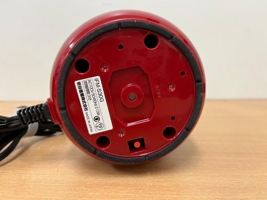 イワタニ サイレントミルサー IFM-S30Gです。