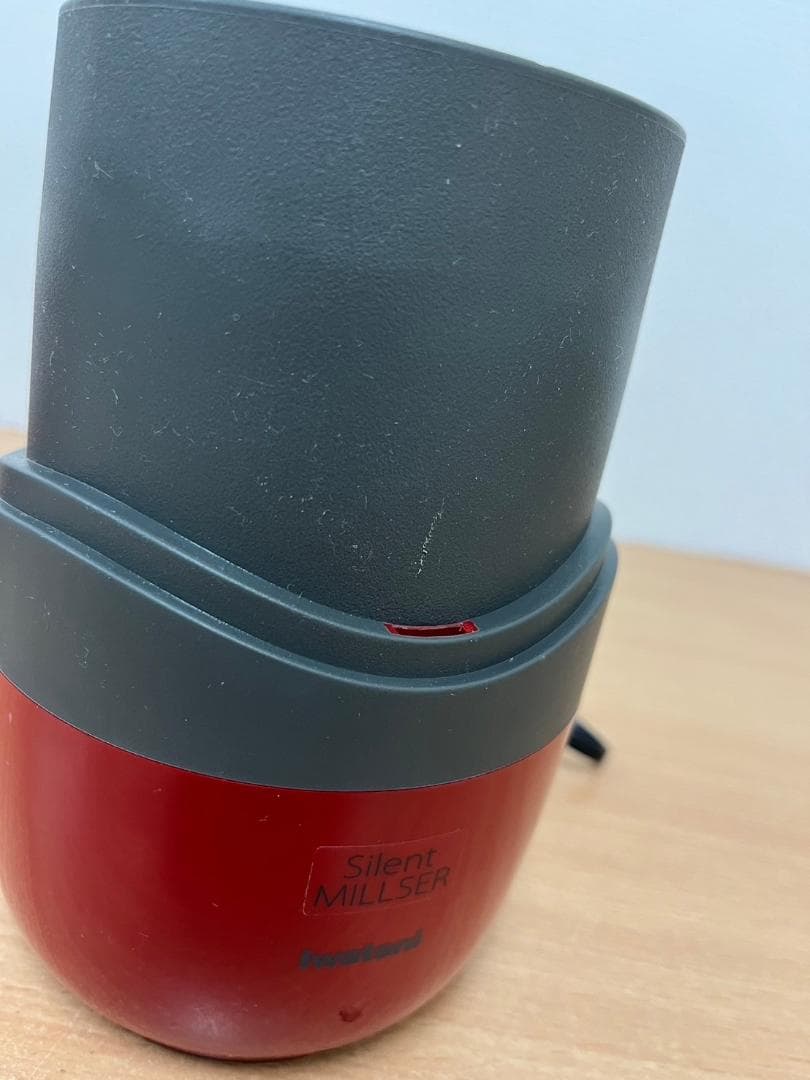 イワタニ サイレントミルサー IFM-S30Gです。