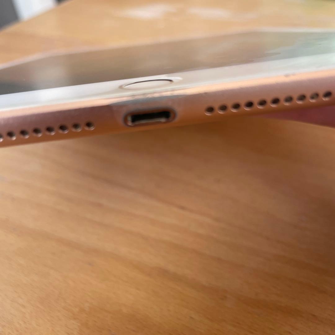 Apple iPad (第6世代) ゴールド 32GB