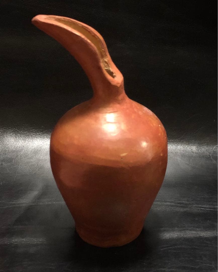 珍品◆蔵から謎の美しいシルエットの赤い壺、壷が出て来ました、水差し？茶道具？