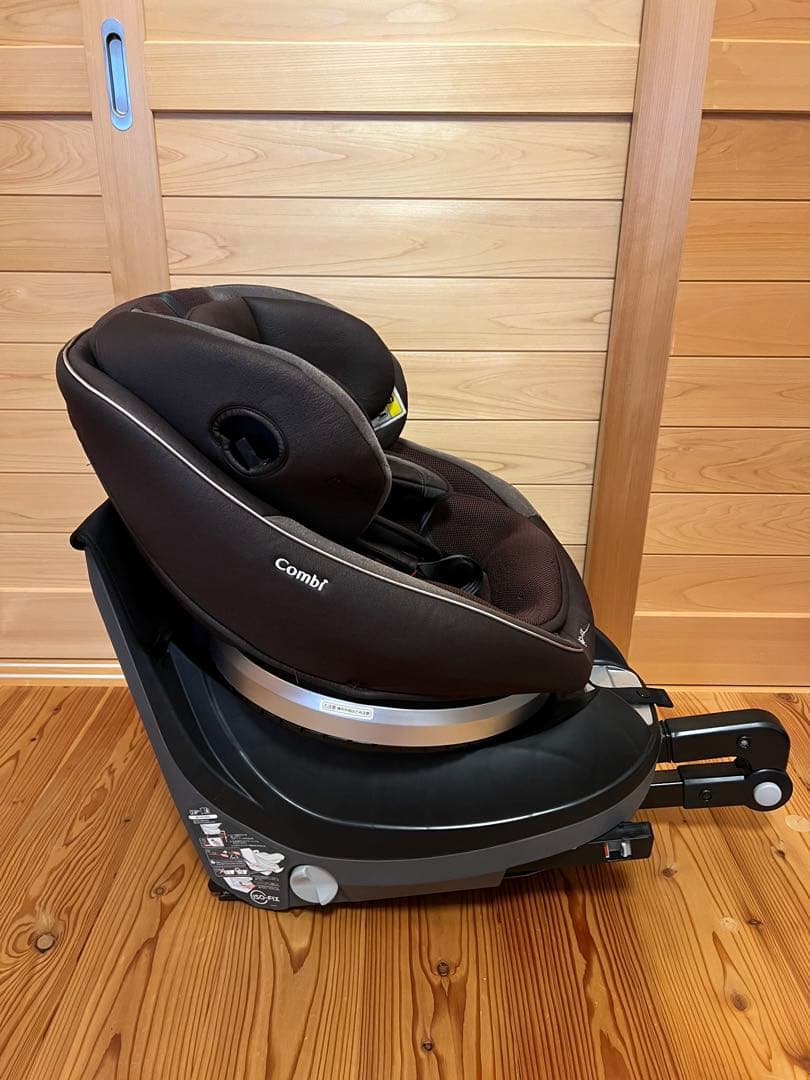 Combi クルムーヴスマート　ISOFIX jg-650 一部難あり