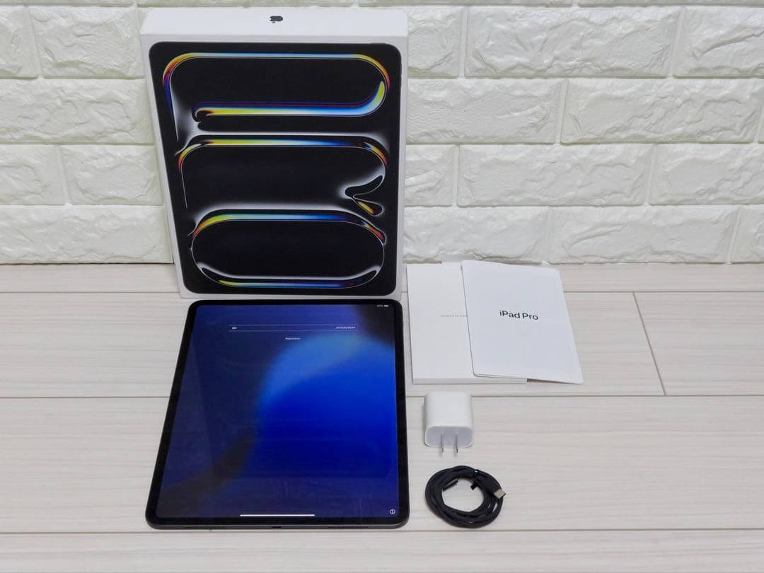 M4 iPad Pro 13インチ Wi-Fi 256GB MVX23J/A