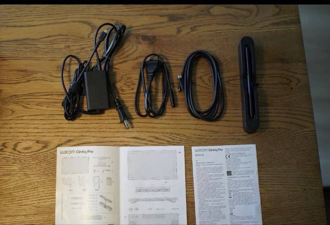 Wacom cintiq Pro 17＋別売り専用スタンド