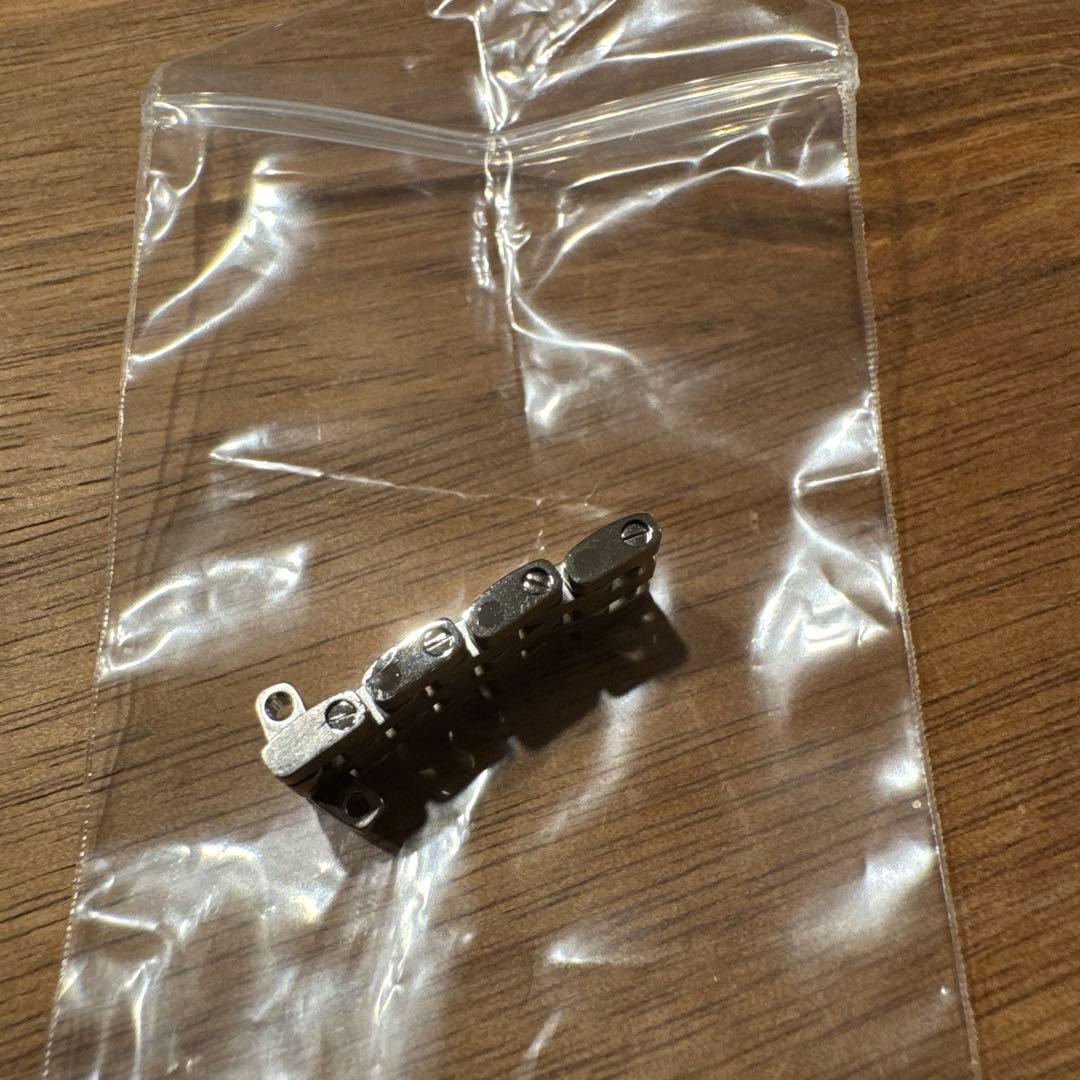 未使用 カルティエ パンテールミニ ベルト4コマ+ケース