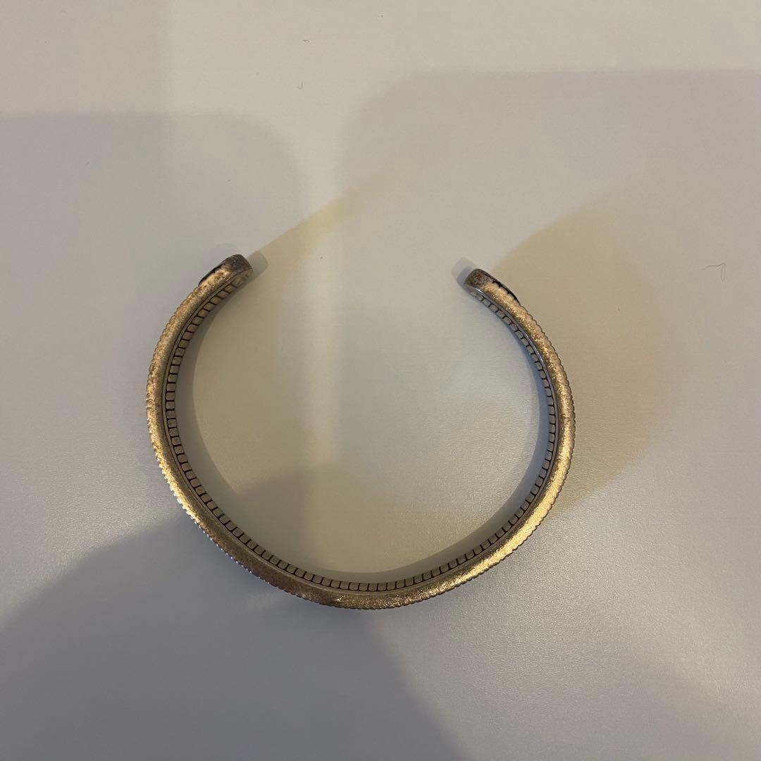 GUCCI シルバーバングル GGロゴ