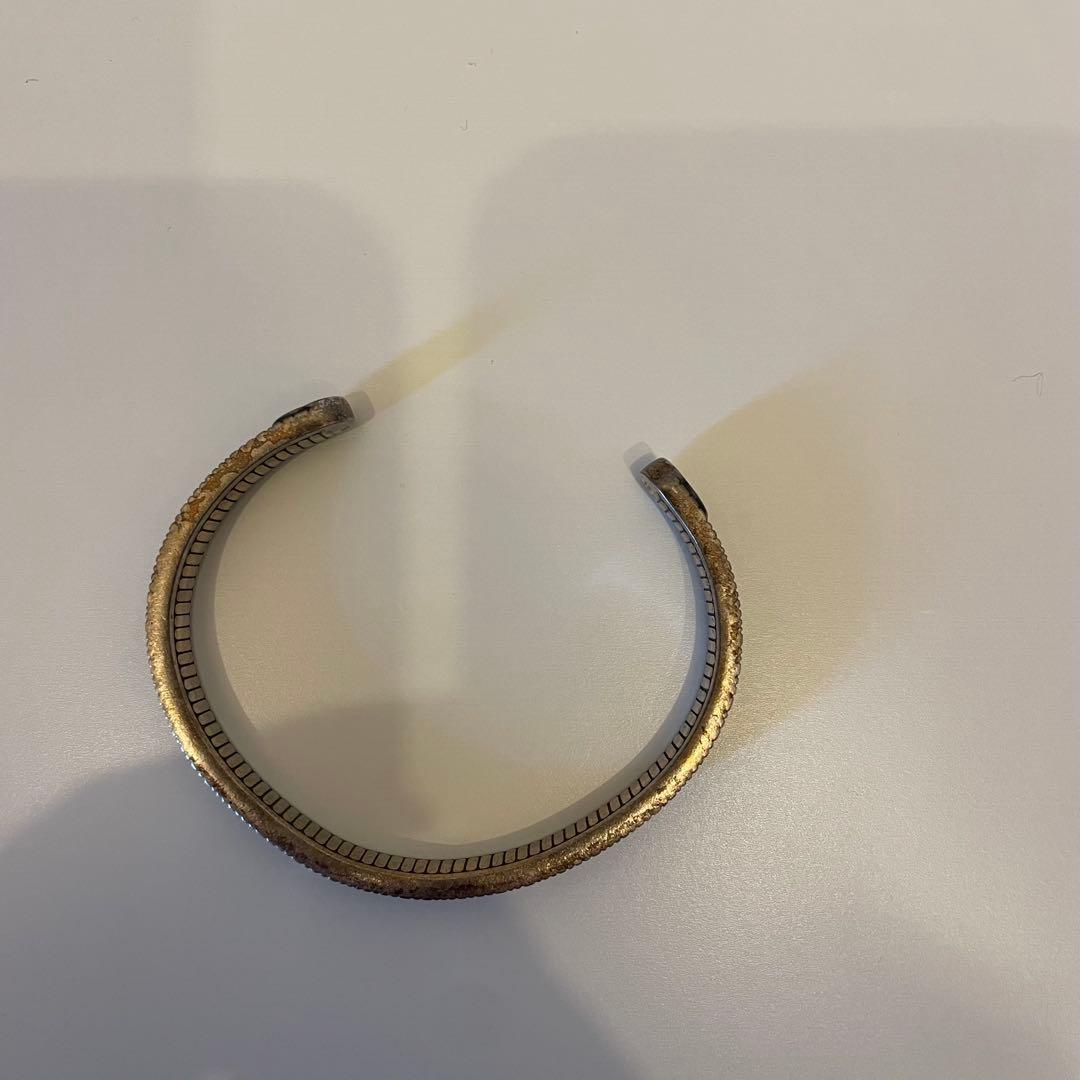 GUCCI シルバーバングル GGロゴ