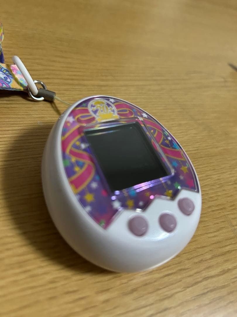 たまごっち 20周年記念モデル ホワイト