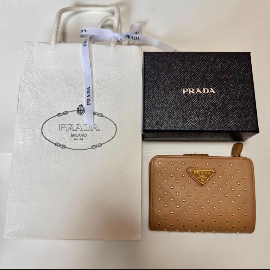 極美品 PRADA プラダ 財布 キャメル ホリデー限定 2つ折り財布