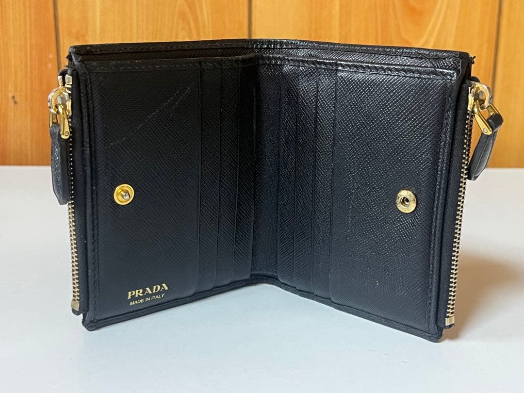 ☆最終値下げPRADA VITELLO MOVE 1ML024 黒 ヴィッテロ