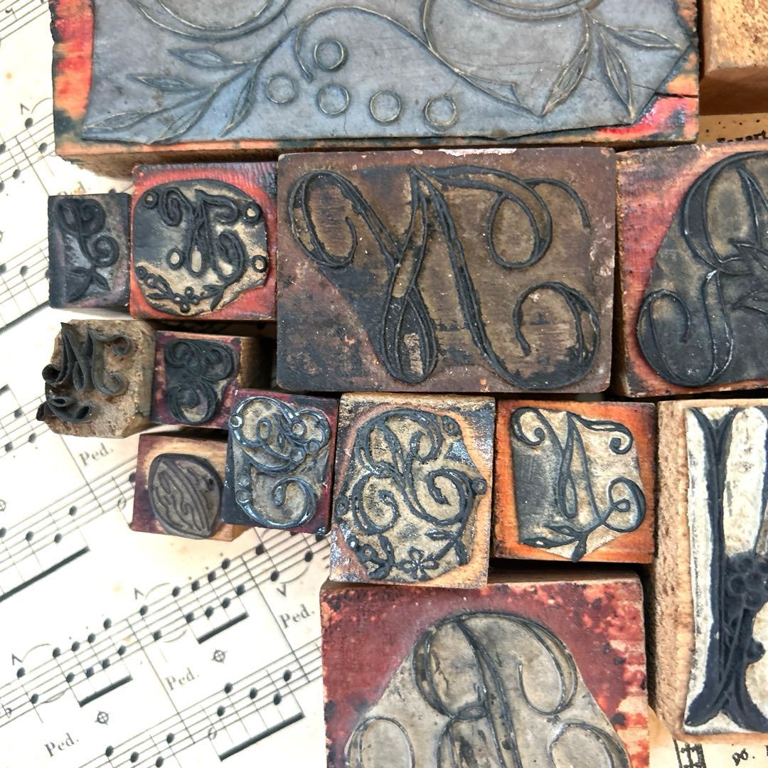 フランスアンティークスタンプ28個セット